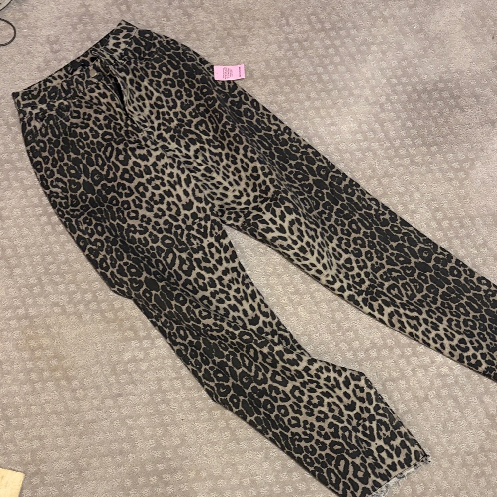 PrettyLittleThing Brown and Black Leopard Tall Pants